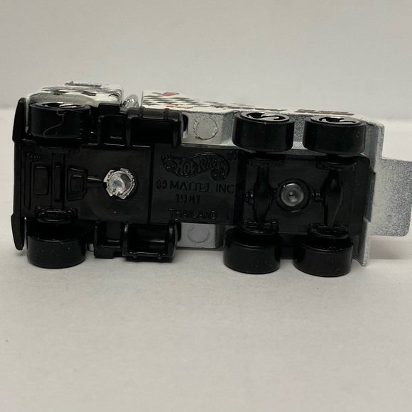 Hot Wheels Rig Wrecker Loose - Picture 5 of 5